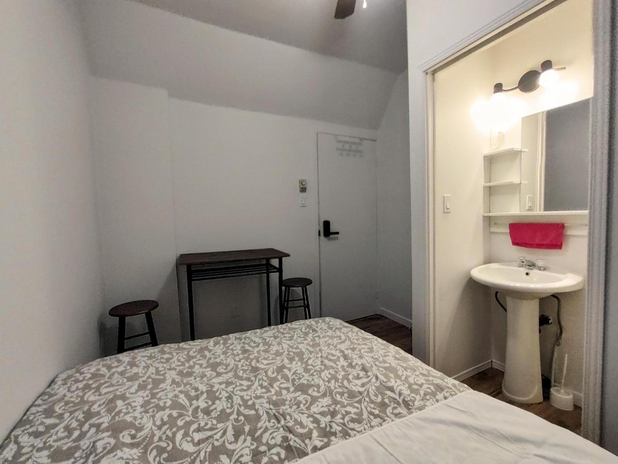 Welcome To Airbnb Saint-Jean-sur-Richelieu Eksteriør bilde