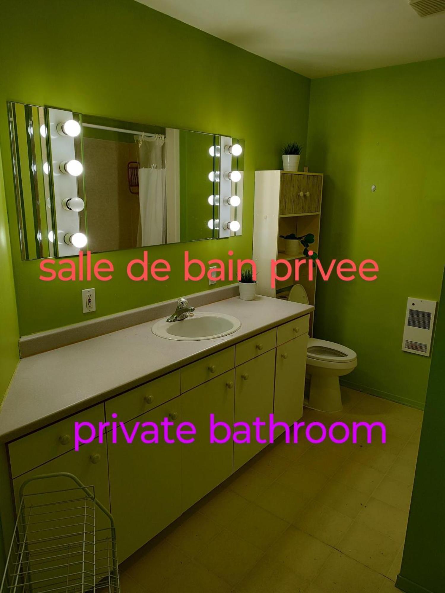 Welcome To Airbnb Saint-Jean-sur-Richelieu Rom bilde
